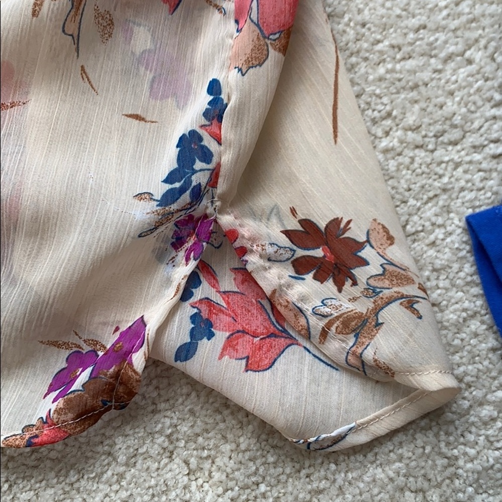 Blouse - Picture 4 of 4